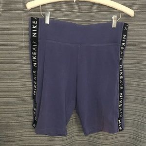 Nike Air Dri-FIT Bike Shorts in XL in Dusty Purple